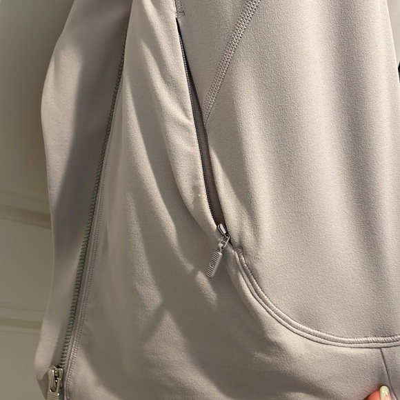 Lululemon zip up jacket - Picture 7 of 7